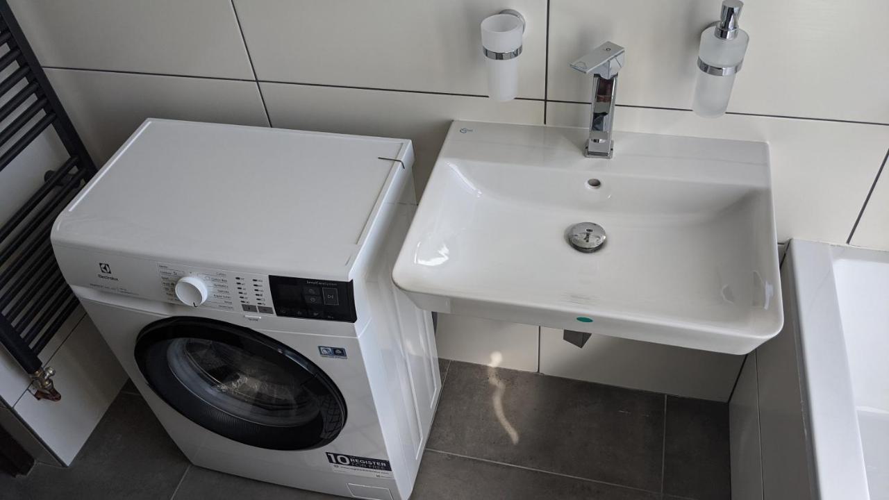 Apartmany Nejdek エクステリア 写真